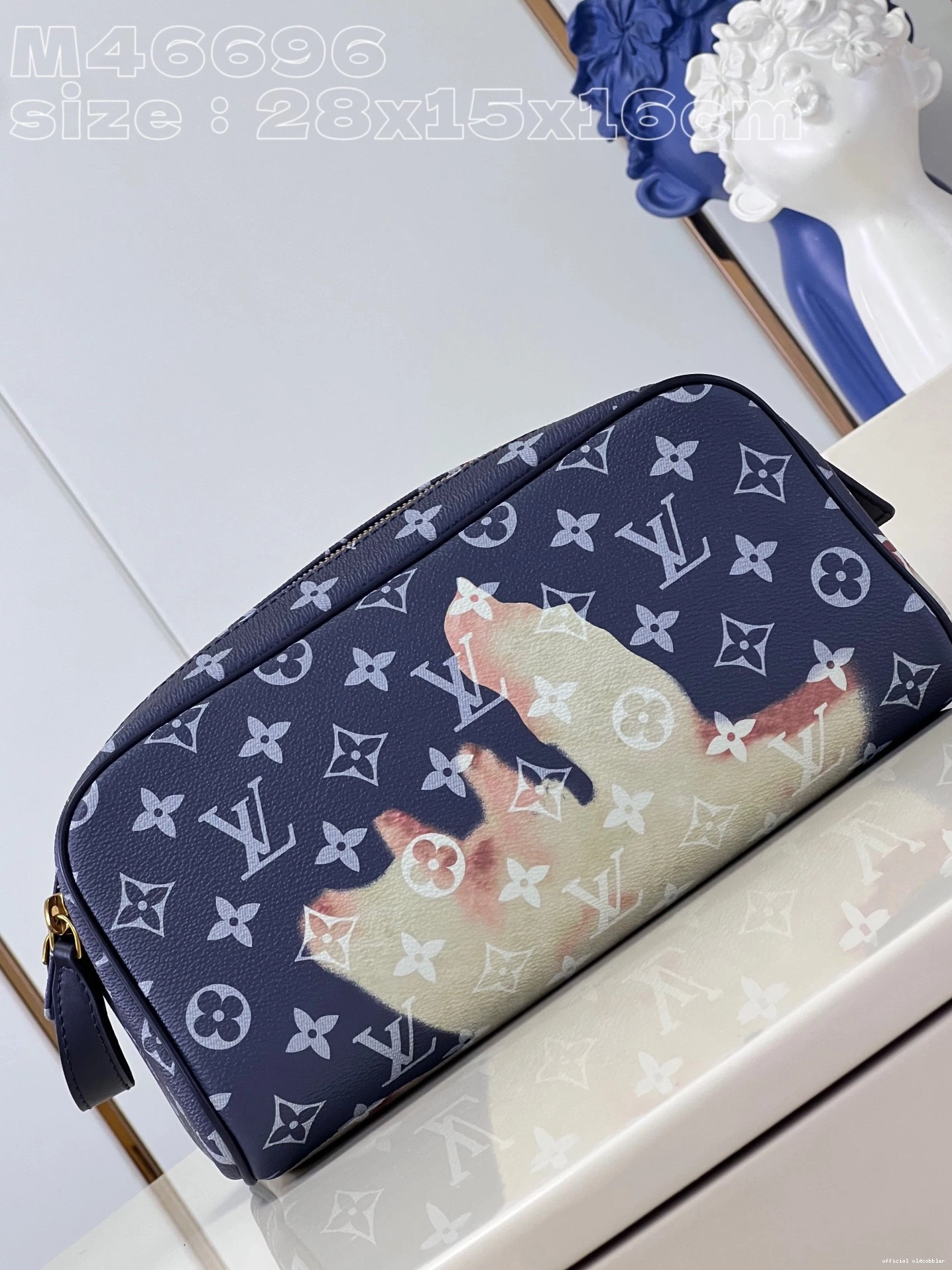 LOUIS VUITTON POUCH TOILET KIT DOPP 0817